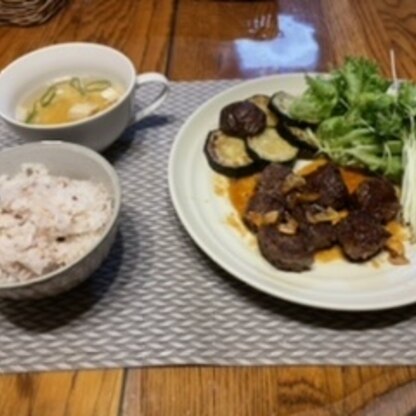 簡単でめちゃくちゃ美味しかったです！
ニンニクと一緒に焼きました。